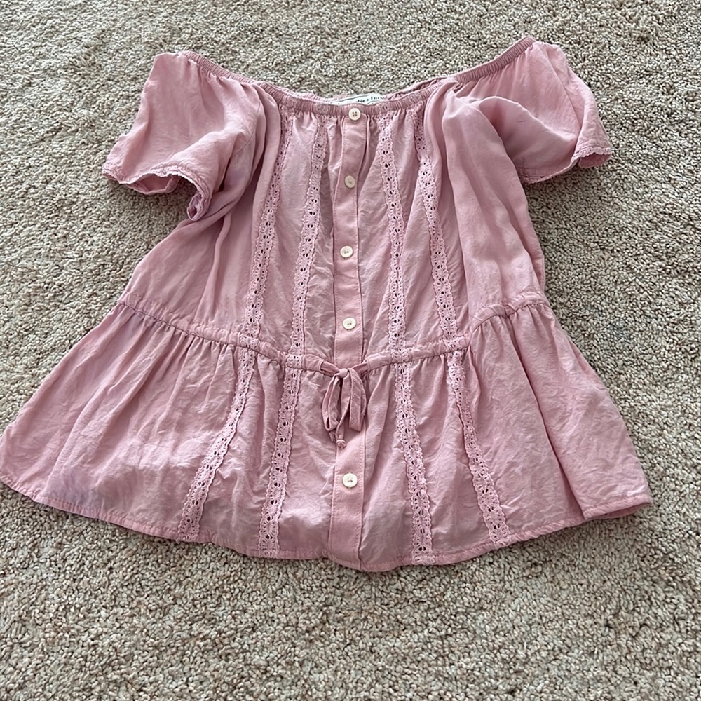 Abercrombie and Fitch off the shoulder pink blouse